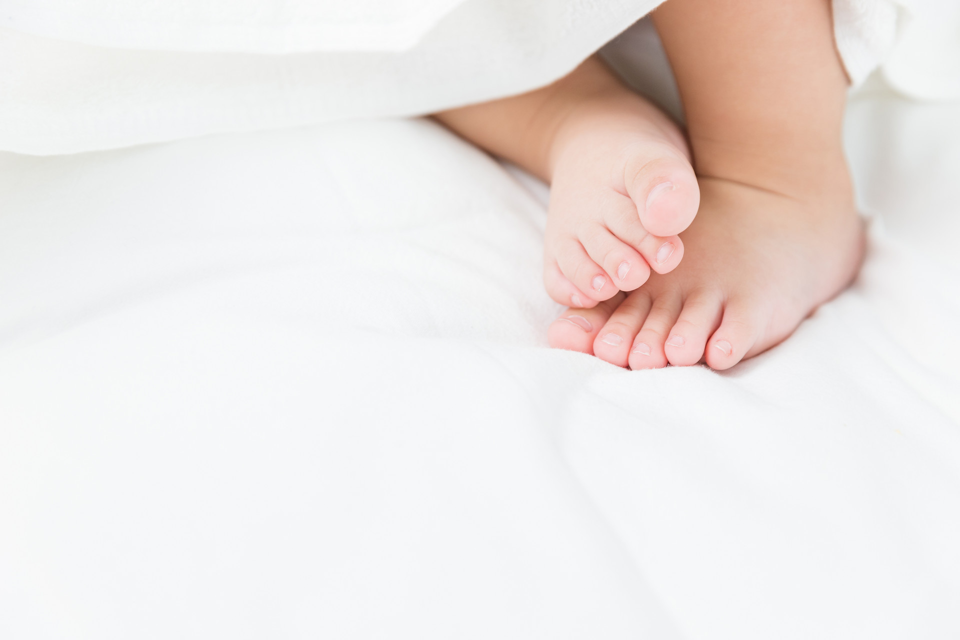 1630482702642055.jpg 攝圖網(wǎng)_501210369_banner_嬰兒腳特寫(企業(yè)商用).jpg